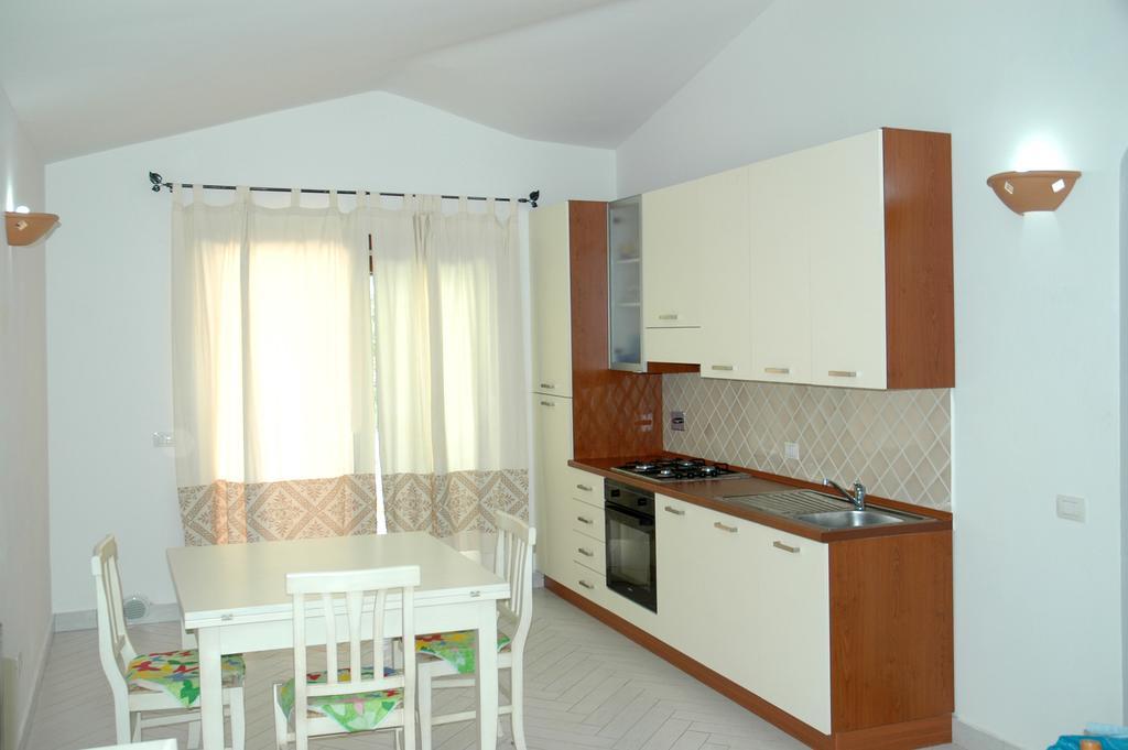 Holiday Homes Stella Marina San Teodoro  Room photo